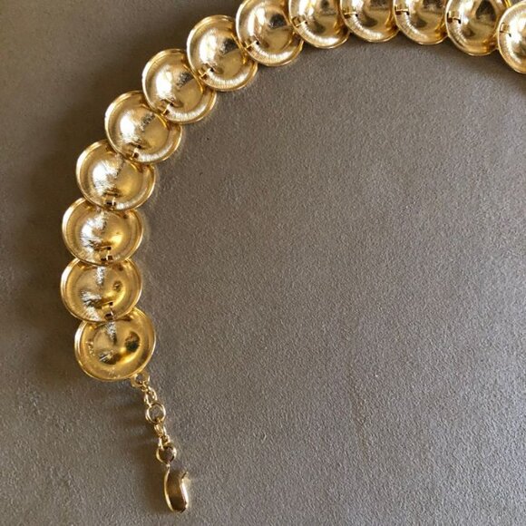 Monet Vintage Gold Disc Necklace Approximately 19 inches length - Picture 11 of 13